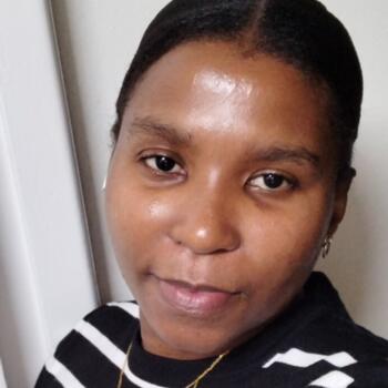 Babysitter in Port Elizabeth: Nelisa