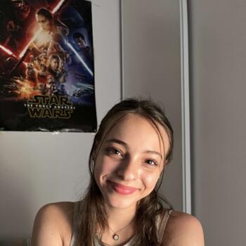 Babysitter in Colombes: Mae