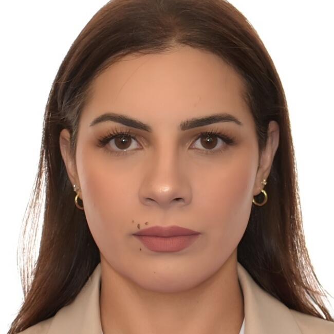وظيفة جليسة أطفال في الرياض: Deema