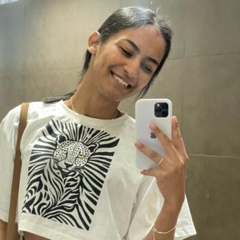 Babysitter in Araguari: Luana