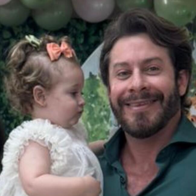 Emprego de babá em São Bernardo do Campo: Larry