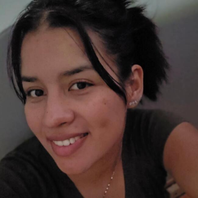 Babysitter in Bridgeport: Dahiana Espinola