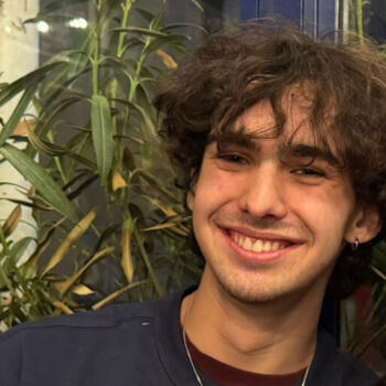 Babysitter in Paris: Victor