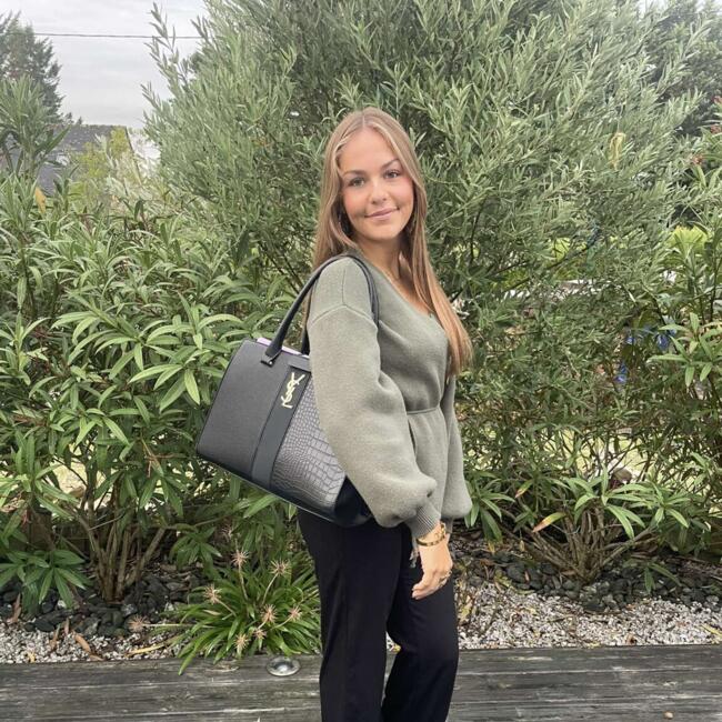 Babysitter in Baugé-en-Anjou: Emma