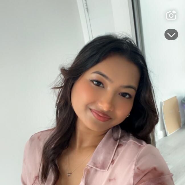 Babysitter in Sydney: Aarishma