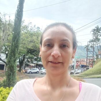 Babysitter in San Antonio del Prado: Sury Cañas