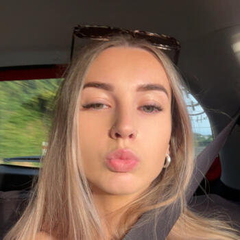 Babysitter in Waitara: Jade