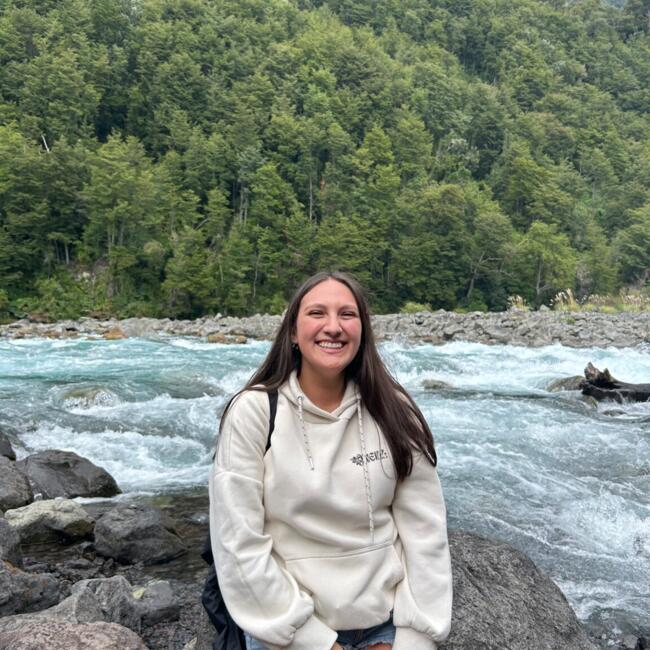 Babysitter in La Cruz: Javiera Fabres