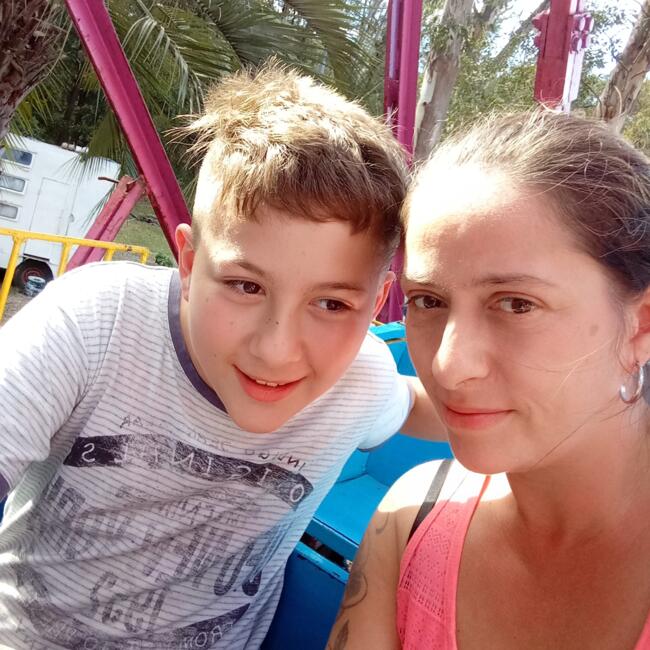Babysitter in Ciudad de la Costa: Claudia