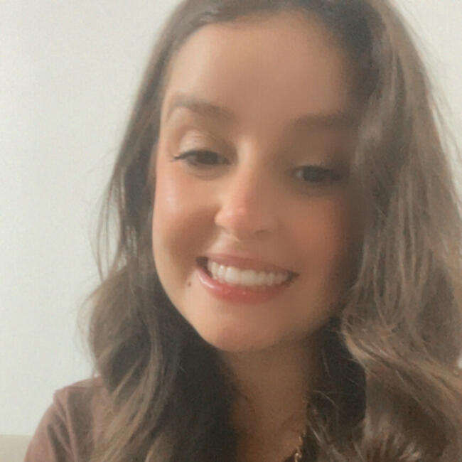 Babá em São José (São José): Larissa