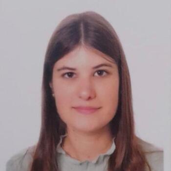 Babysitter The Hague: Laia