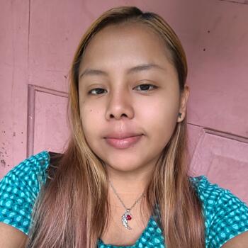 Babysitter Panama City: Emily