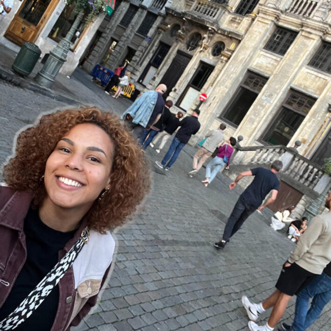 Babysitter in Schaerbeek: Jéssica