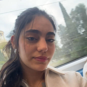 Babysitter Rehovot: אביה