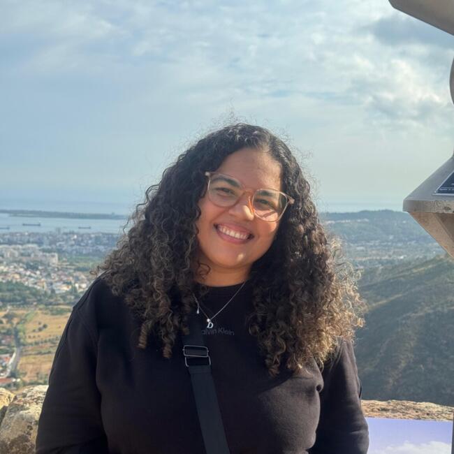 Babysitter in Moita: Talita