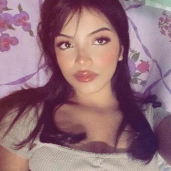 Babysitter Delgado: Daniela