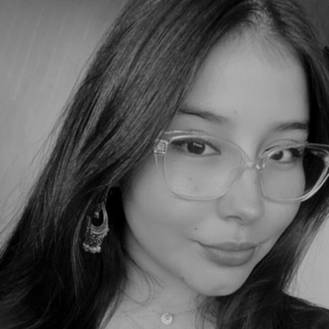 Babysitter in Tomé: Karime