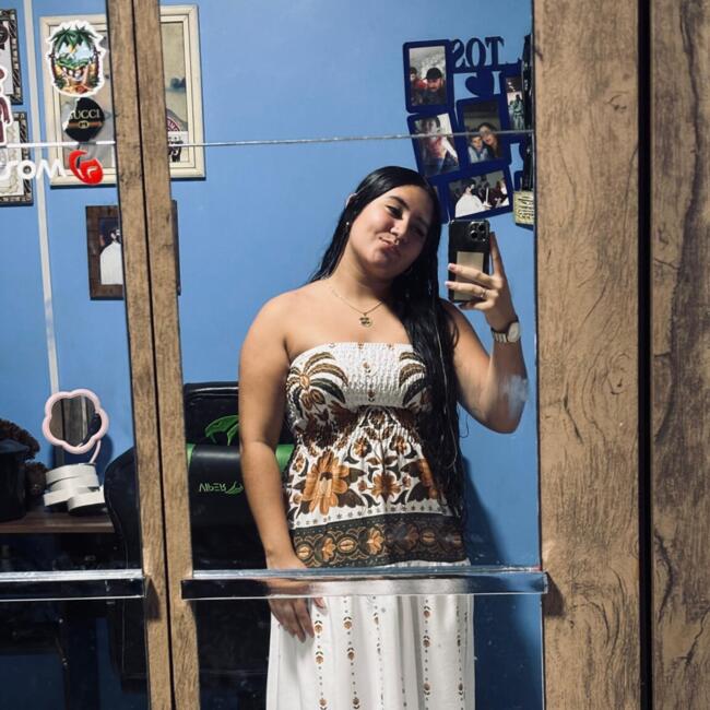 Babysitter in Porto Belo: Bruna