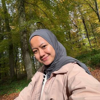 Baby-sitter Scheidgen: Dinda Leoni