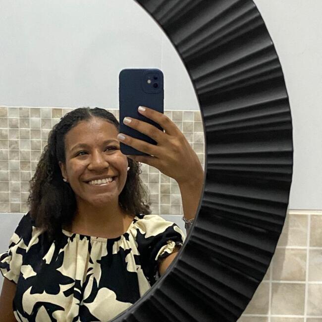 Babá em Sao Jose do Rio Preto: Mariana