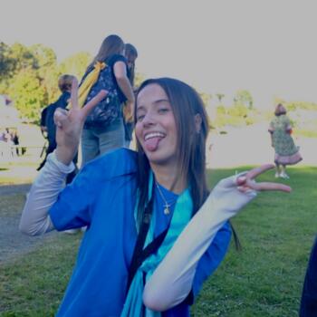 Babysitter in Saint-Romain-au-Mont-d'Or: Rose