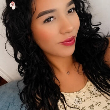 Babysitter in Floridablanca: Paula