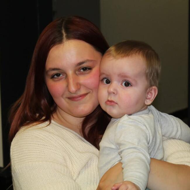 Babysitter in Waregem: Zenja
