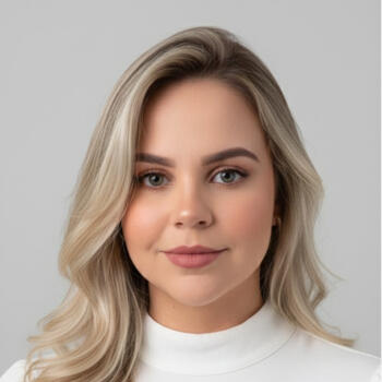 Babysitter Brasília: Jhessica