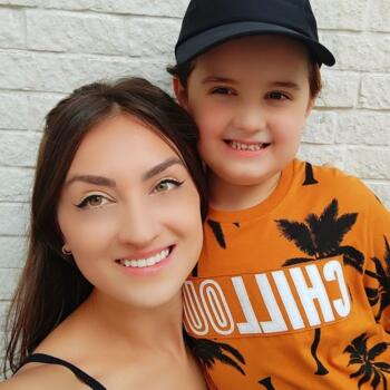 Babá em Curitiba: Thatiane