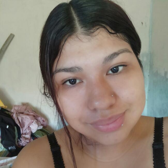 Babysitter in Santa Cruz: Sheyla