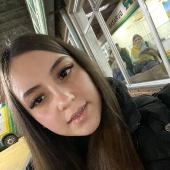 Niñera en Montevideo: Nicole