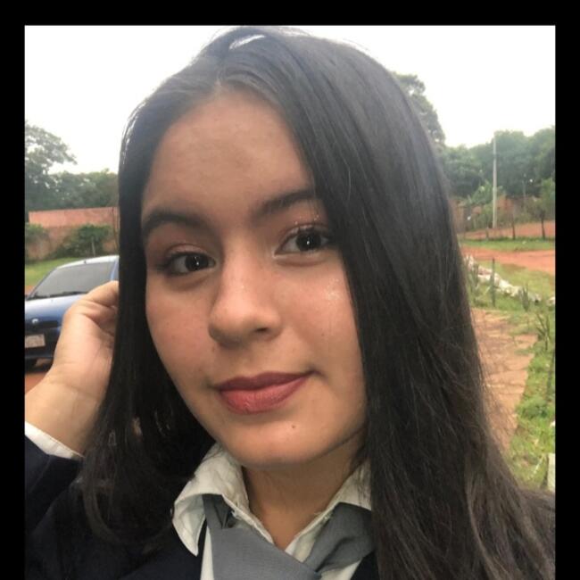 Niñera en Areguá: Leila