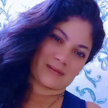 Babysitter in Bugaba: María