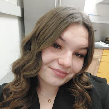 Babysitter Comines: Candice