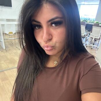 Babysitter a Carinaro: Simona
