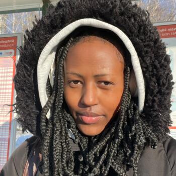 Lastenhoitaja Helsinki: Olive