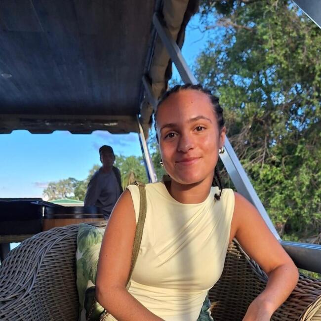 Babysitter in London: Ella