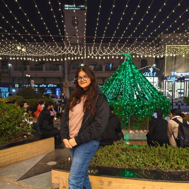 Babysitter in Lucknow: Risheeta