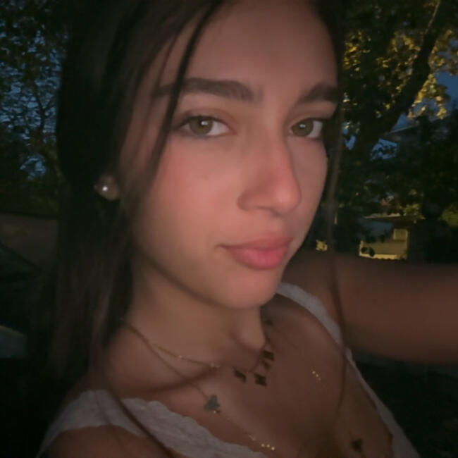 Babysitter in Vaulx-en-Velin: Jihane