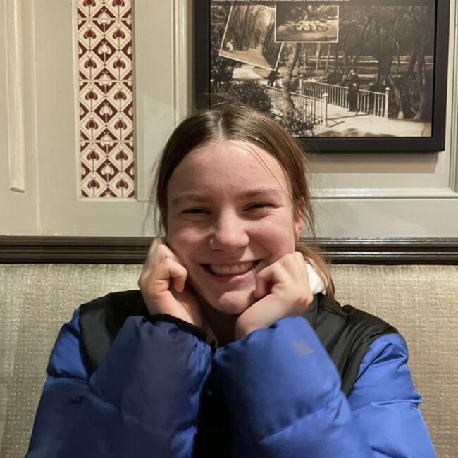 Babysitter in Auckland: Katie