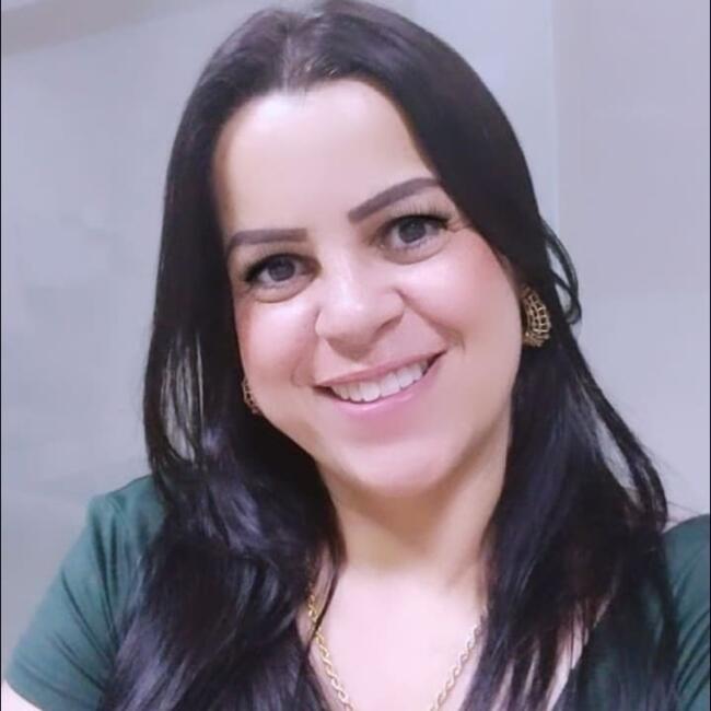 Babysitter in Curitiba: Adriana Reded