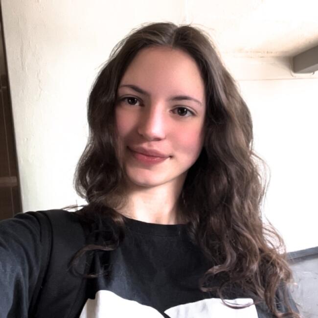 Babysitter in Alberton: Taylor