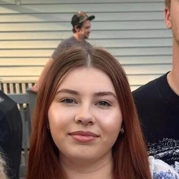 Babysitter in Chesapeake: Ava