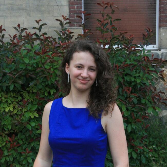 Babysitter in Martot: Jade