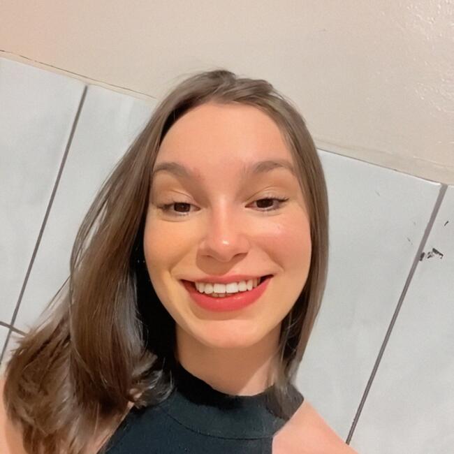 Babá em Lajeado: Karine