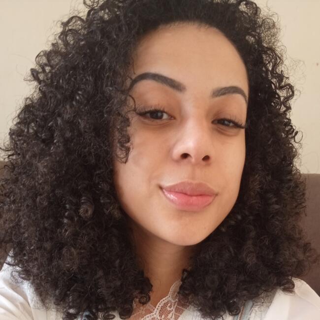 Babysitter in São Paulo: Bianca