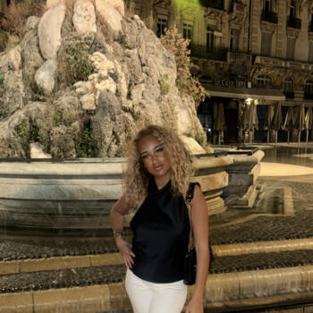 Babysitter in Gennevilliers: Monia