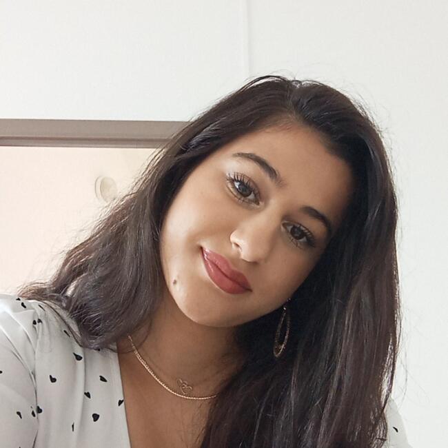 Babysitter in s-Gravenbrakel: Rabije