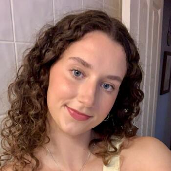 Babysitter Newcastle: Claudia