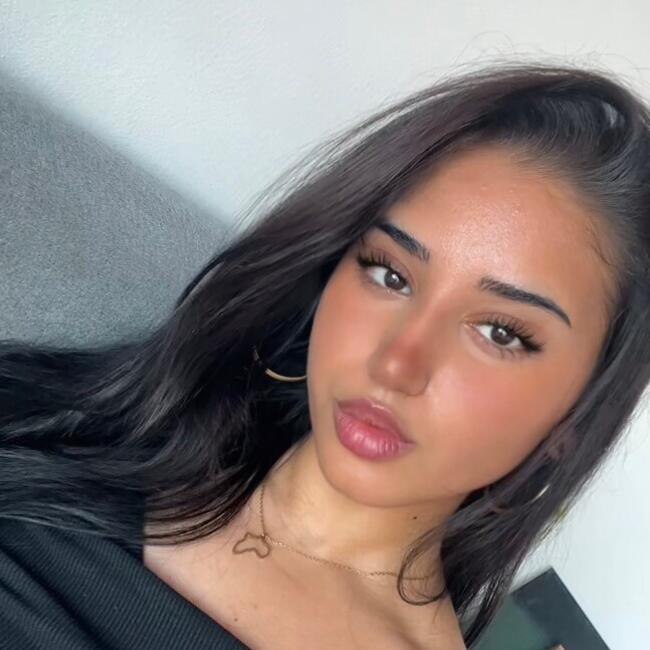 Babysitter in Denia: Salma